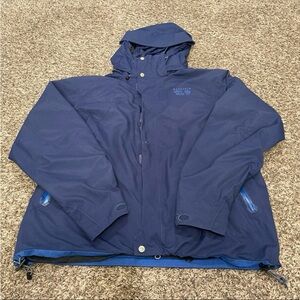 Mountain hardware water resistant snow/skiboarding jacket men’s large